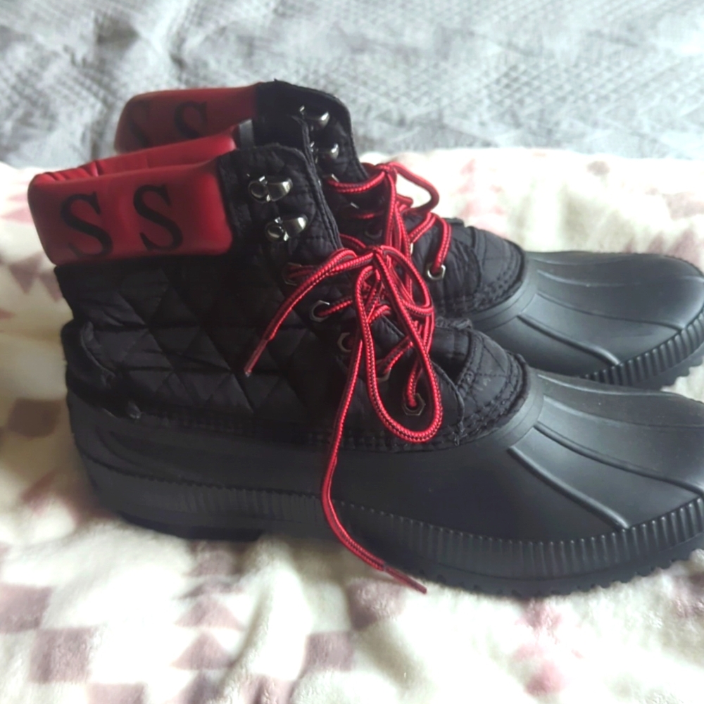 Men's Guess winter boots